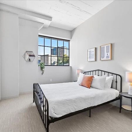 Cozysuites Trendy 1Br, Downtown ピッツバーグ エクステリア 写真
