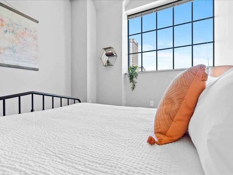Cozysuites Trendy 1Br, Downtown ピッツバーグ エクステリア 写真