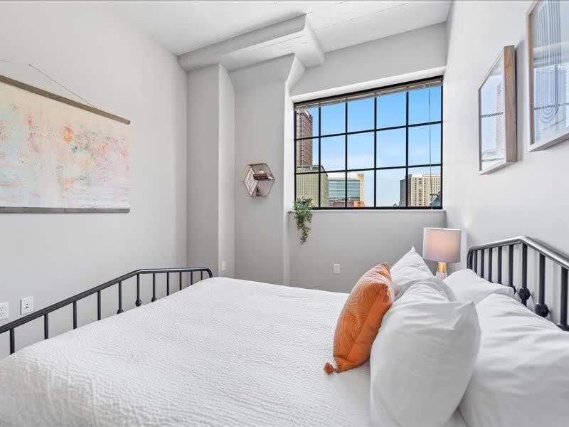 Cozysuites Trendy 1Br, Downtown ピッツバーグ エクステリア 写真