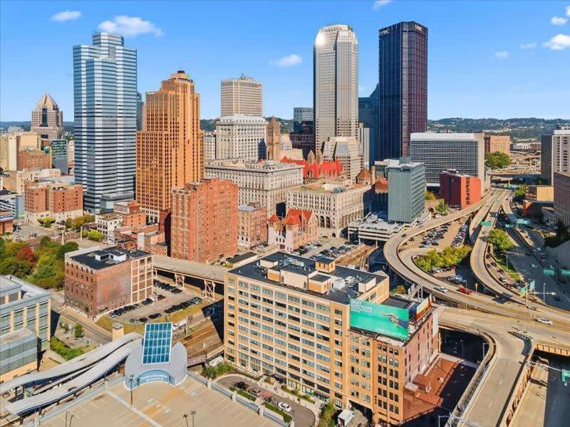 Cozysuites Trendy 1Br, Downtown ピッツバーグ エクステリア 写真