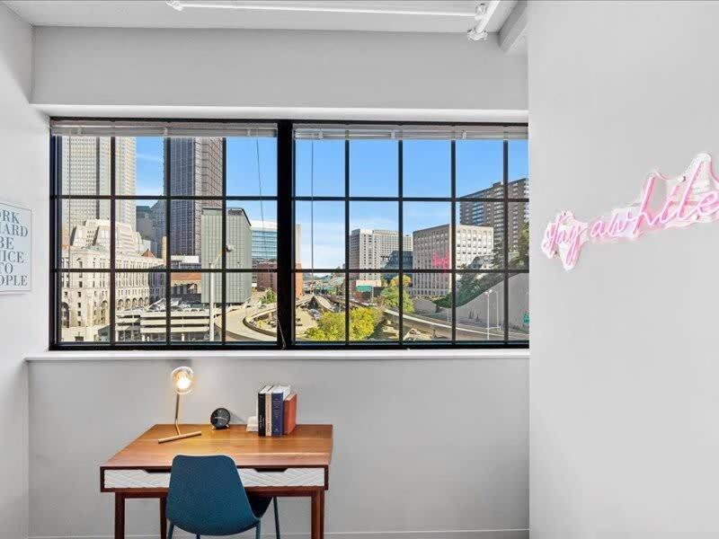 Cozysuites Trendy 1Br, Downtown ピッツバーグ エクステリア 写真