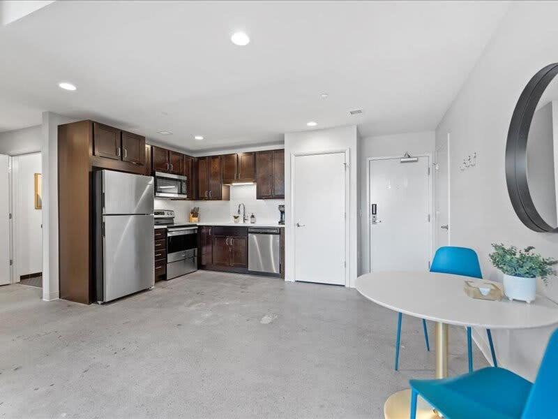 Cozysuites Trendy 1Br, Downtown ピッツバーグ エクステリア 写真